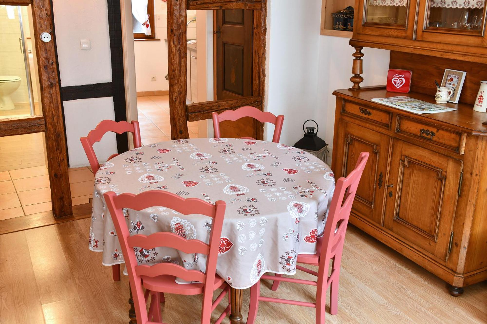Au Nid D'Hirondelles Apartment Ribeauville  Luaran gambar