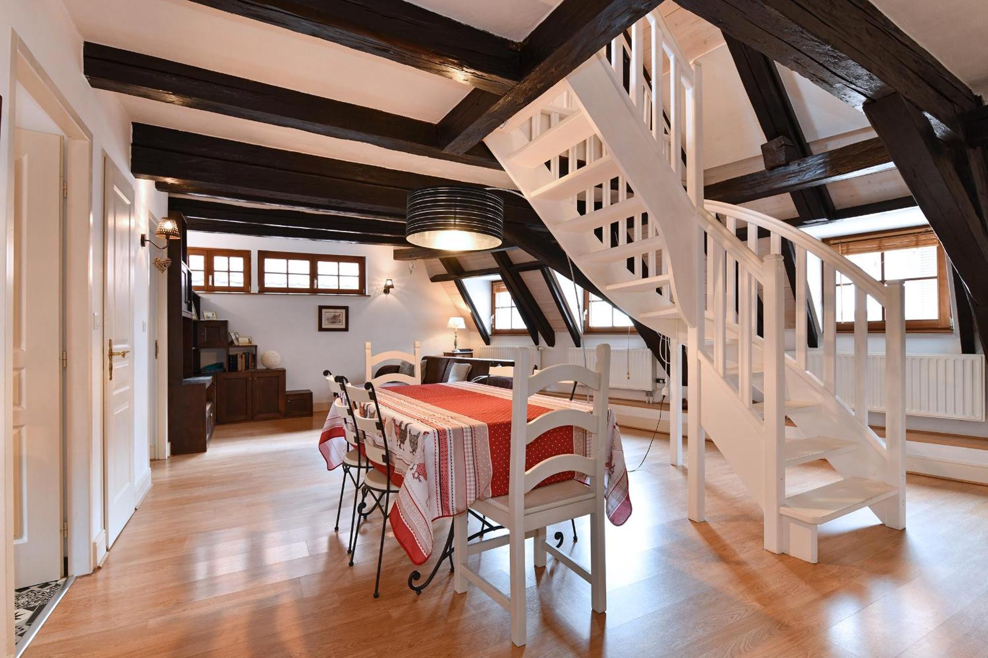 Au Nid D'Hirondelles Apartment Ribeauville  Luaran gambar